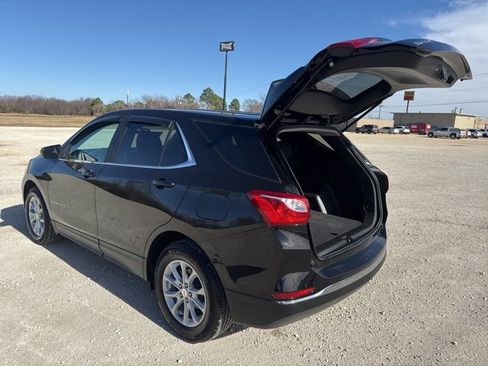Used 2021 Chevrolet Equinox LT image 4
