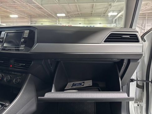 Used 2021 Volkswagen Jetta S w/ Driver Assistance Package image 39