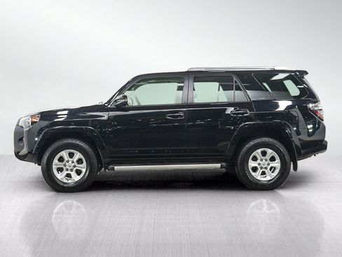 Used 2015 Toyota 4Runner SR5 Premium AWD/4WD image 2