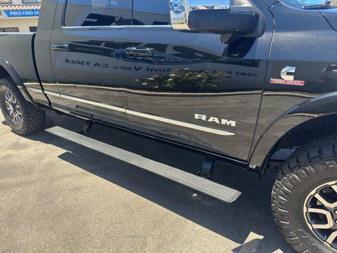 Used 2023 RAM 2500 Limited AWD/4WD image 7