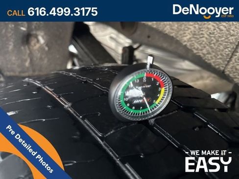 Used 2024 Chevrolet Silverado 2500 LTZ w/ LTZ Convenience Package image 10