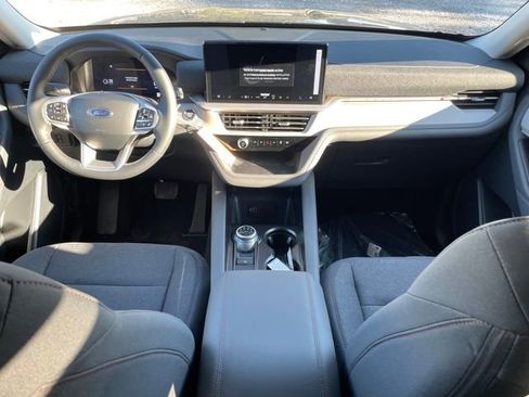 New 2026 Ford Explorer Active image 12