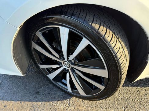 Used 2020 Nissan Altima 2.5 SR w/ Premium Package AWD/4WD image 48