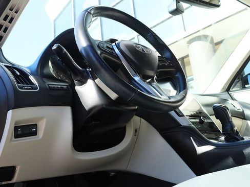 Used 2021 INFINITI Q50 Luxe w/ Cargo Package image 40