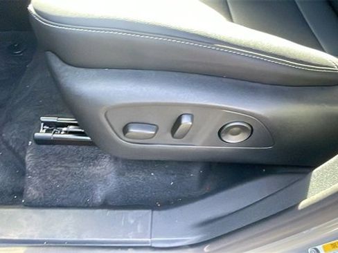 New 2026 Chevrolet Traverse LT w/ Midnight/Sport Edition image 28