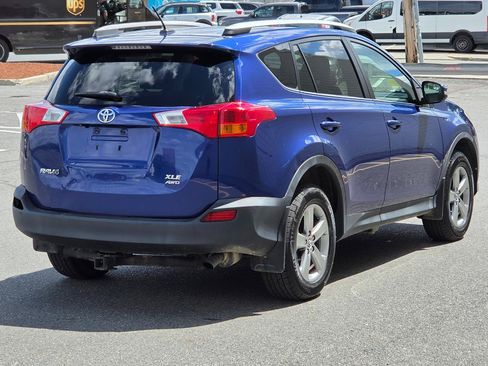Used 2015 Toyota RAV4 XLE AWD/4WD image 7