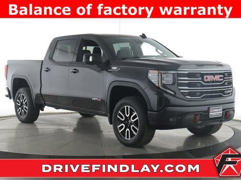 Used 2022 GMC Sierra 1500 AT4 w/ AT4 Preferred Package AWD/4WD image 1