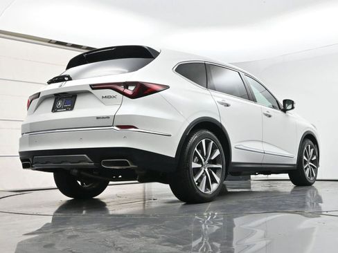 Used 2025 Acura MDX SH-AWD w/ Technology Package image 39