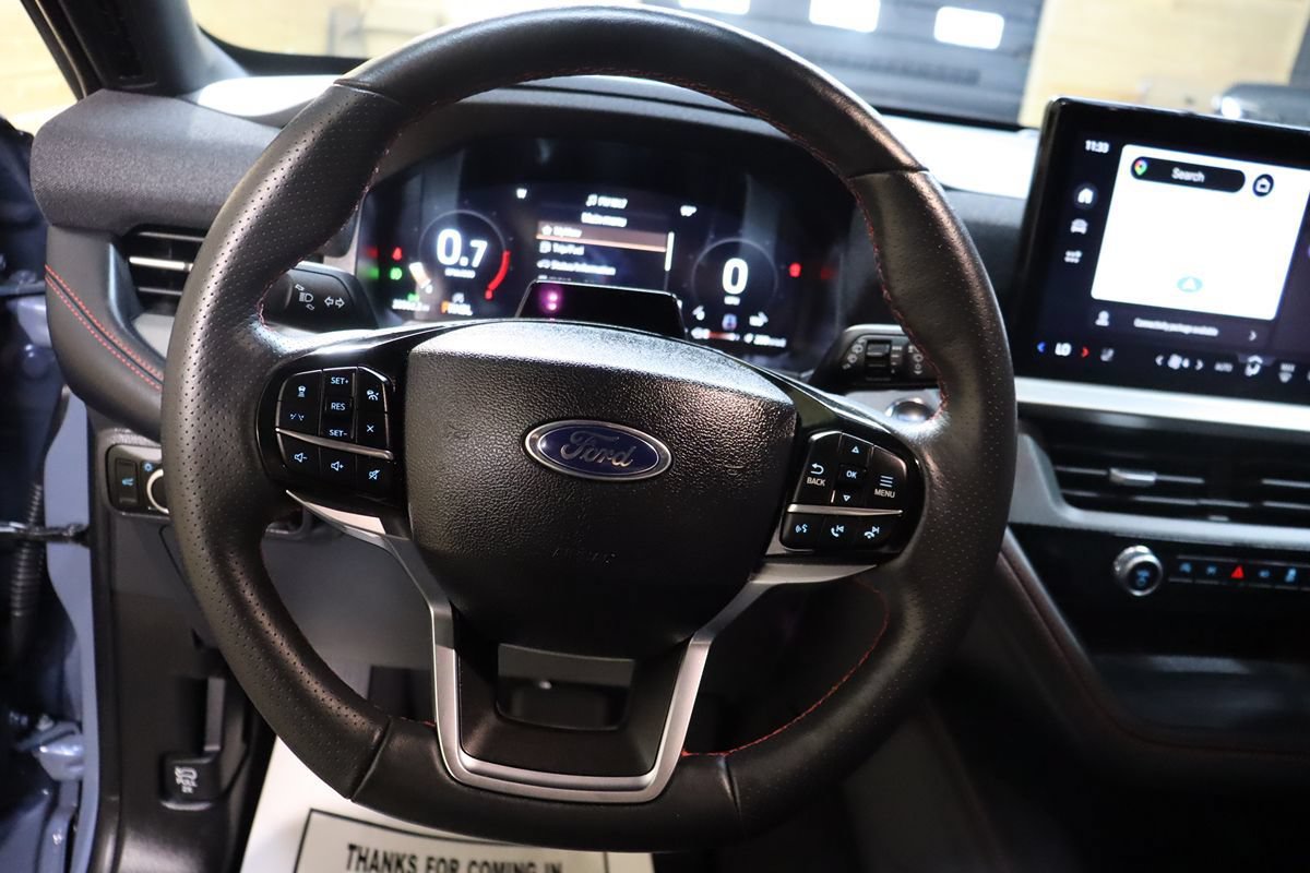 Used 2025 Ford Explorer ST-Line RWD image 36