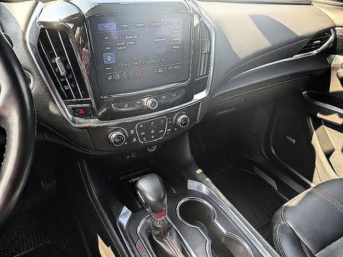 Used 2023 Chevrolet Traverse RS AWD/4WD image 20