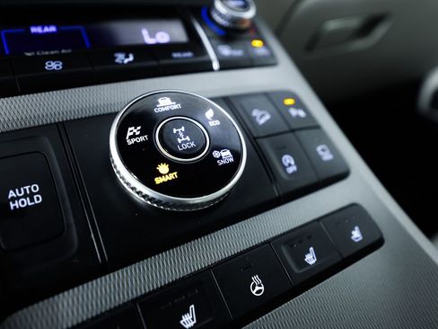 Used 2022 Hyundai Palisade Limited AWD/4WD image 33