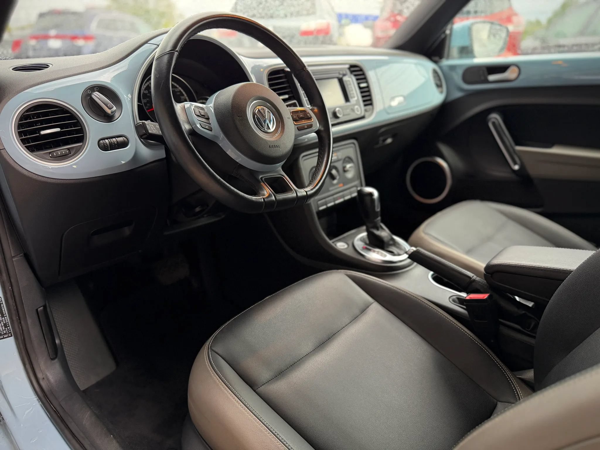 Used 2013 Volkswagen Beetle 2.5 FWD image 7