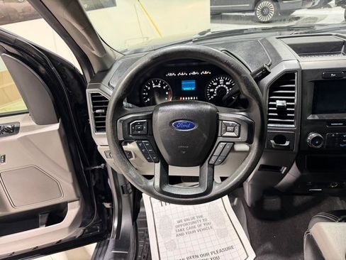 Used 2016 Ford F150 XLT RWD image 22