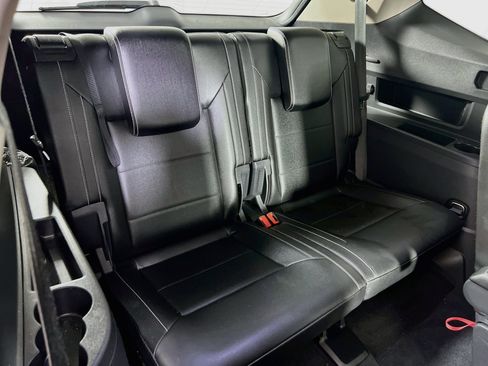 Used 2023 Volkswagen Atlas SE AWD/4WD image 27