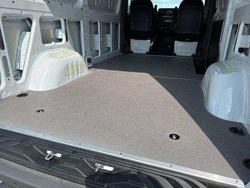 New 2025 Mercedes-Benz Sprinter 2500 image 15
