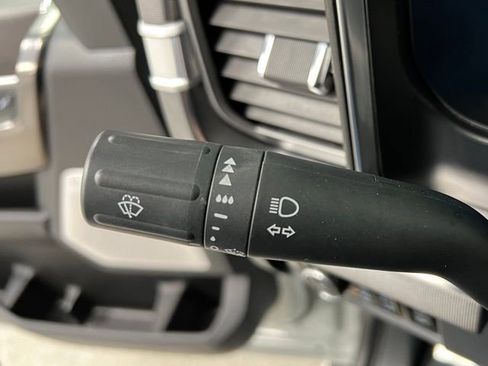 Used 2025 Ford F350 Platinum w/ Tremor Off-Road Package image 30