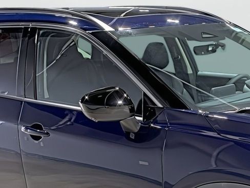 New 2026 Nissan Rogue SV AWD/4WD image 15