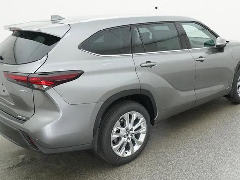 New 2026 Toyota Highlander Limited AWD/4WD image 12