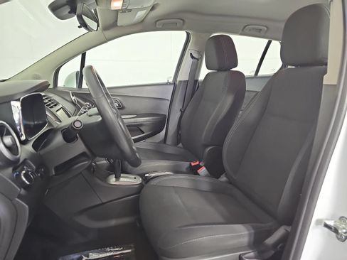 Used 2016 Chevrolet Trax LS AWD/4WD image 14
