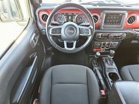 Used 2021 Jeep Wrangler Unlimited Rubicon image 10