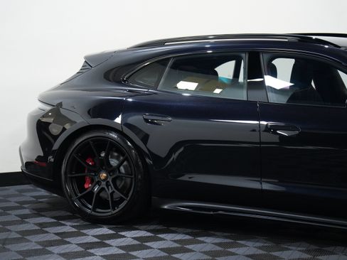 Used 2024 Porsche Taycan GTS w/ Premium Package AWD/4WD image 14