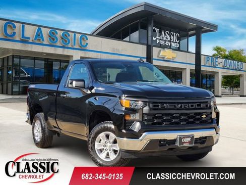 Used 2025 Chevrolet Silverado 1500 W/T w/ WT Safety Package AWD/4WD image 1