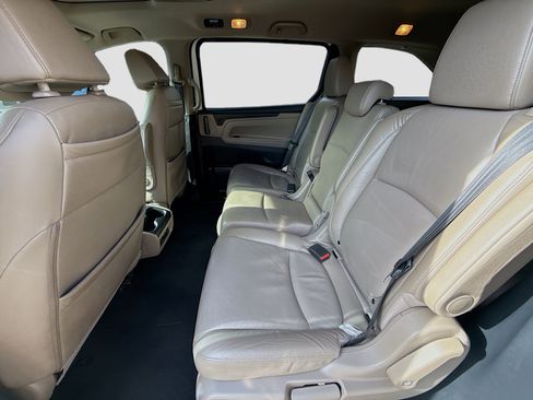 Used 2018 Honda Odyssey EX-L image 23