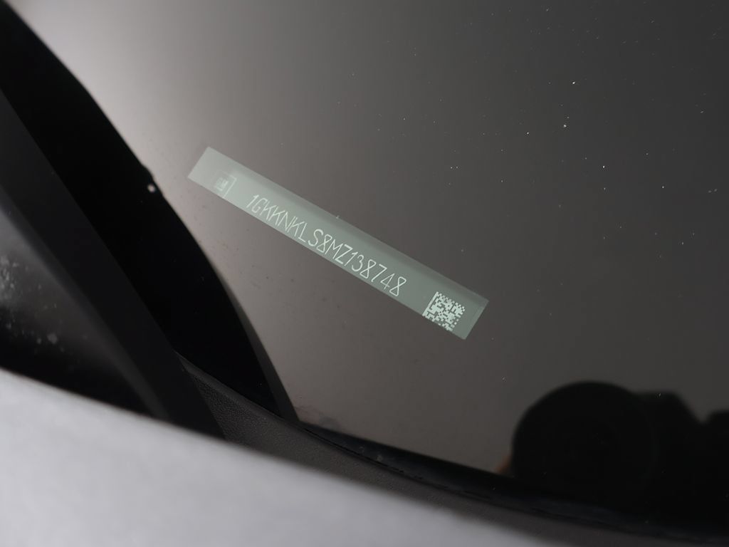 Used 2021 GMC Acadia SLE w/ LPO, Floor Liner Package FWD image 45