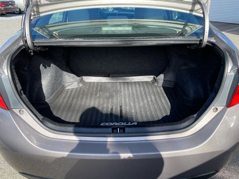 Used 2016 Toyota Corolla LE image 15