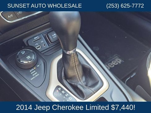 Used 2014 Jeep Cherokee Limited AWD/4WD image 44
