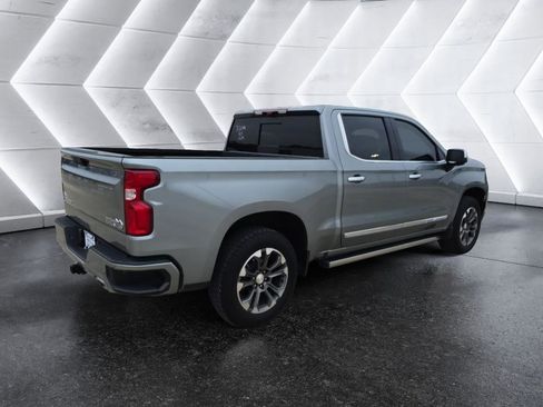 Used 2023 Chevrolet Silverado 1500 High Country w/ Technology Package image 4