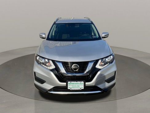 Used 2019 Nissan Rogue SV image 6