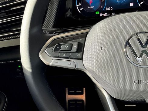 New 2026 Volkswagen Atlas Cross Sport SEL Premium R-Line image 21