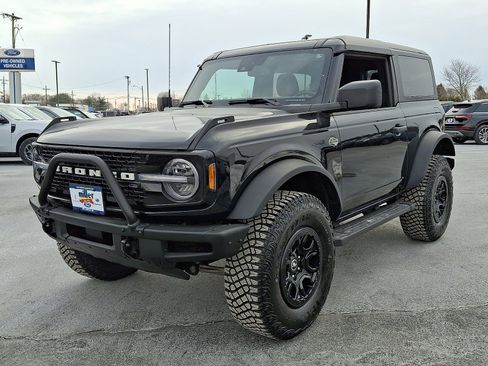 Certified 2022 Ford Bronco Wildtrak image 3