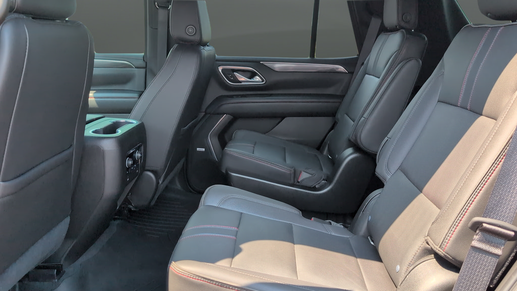 Used 2021 Chevrolet Tahoe RST w/ Luxury Package AWD/4WD image 22
