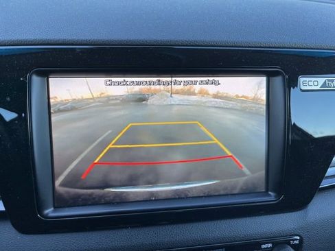 Used 2019 Kia Niro Touring image 10