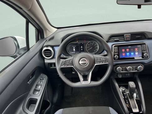 Used 2025 Nissan Versa SV FWD image 22