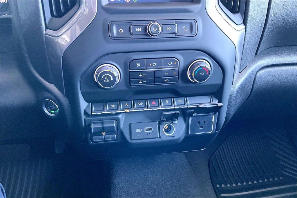 Used 2023 Chevrolet Silverado 1500 Custom RWD image 11