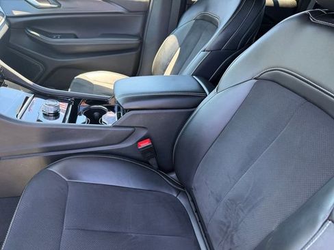 Certified 2023 Jeep Grand Cherokee Altitude AWD/4WD image 12