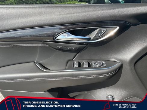 Used 2022 Buick Envision Essence w/ Technology Package II FWD image 20