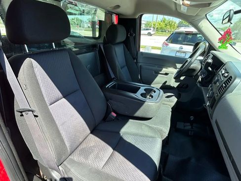 Used 2011 Chevrolet Silverado 1500 W/T image 16