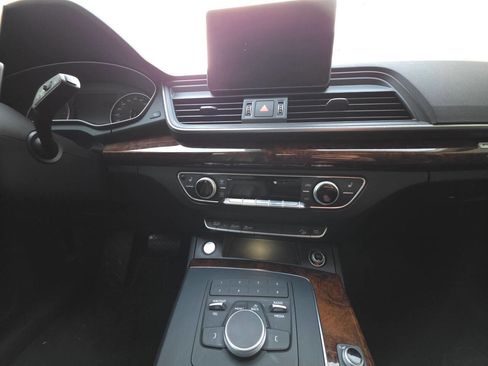 Used 2018 Audi Q5 2.0T Premium image 6