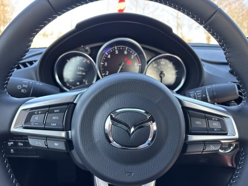 New 2025 MAZDA MX-5 Miata Club image 20