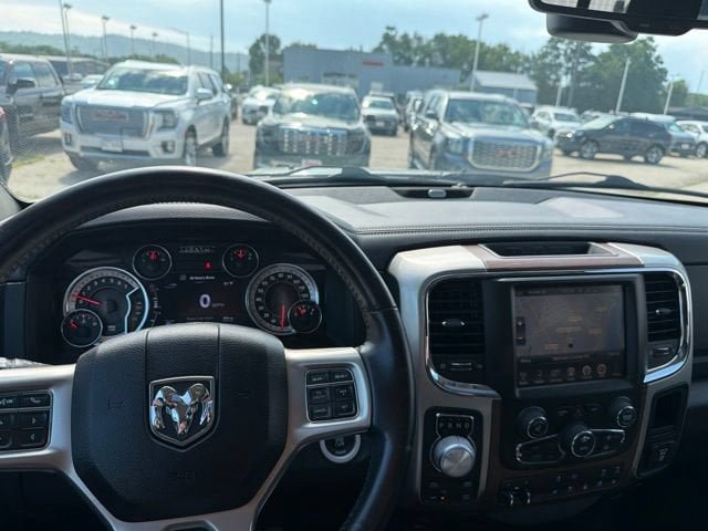 Used 2016 RAM 1500 Laramie w/ Convenience Group AWD/4WD image 20