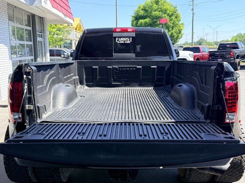 Used 2018 RAM 3500 Laramie w/ Convenience Group image 10