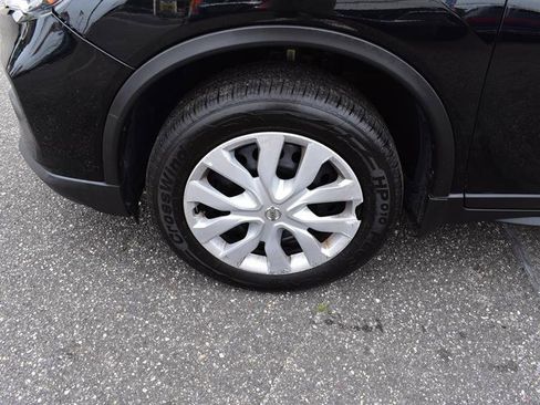 Used 2017 Nissan Rogue S w/ S Appearance Package image 24