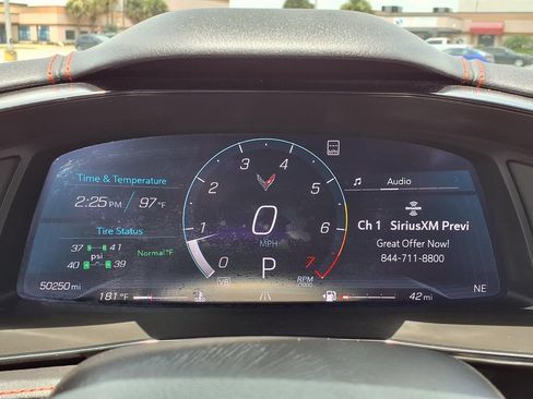 Used 2021 Chevrolet Corvette Stingray Preferred Cpe w/ 2LT RWD image 31
