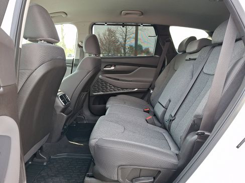 Used 2019 Hyundai Santa Fe SEL AWD/4WD image 9