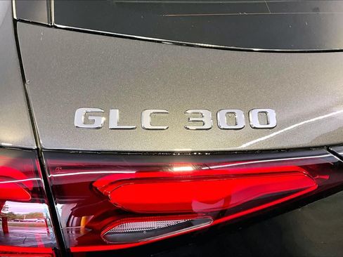 New 2026 Mercedes-Benz GLC 300 4MATIC image 6