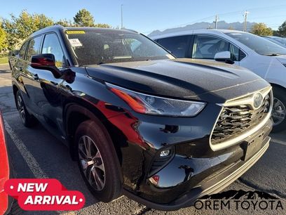 Used 2022 Toyota Highlander XLE